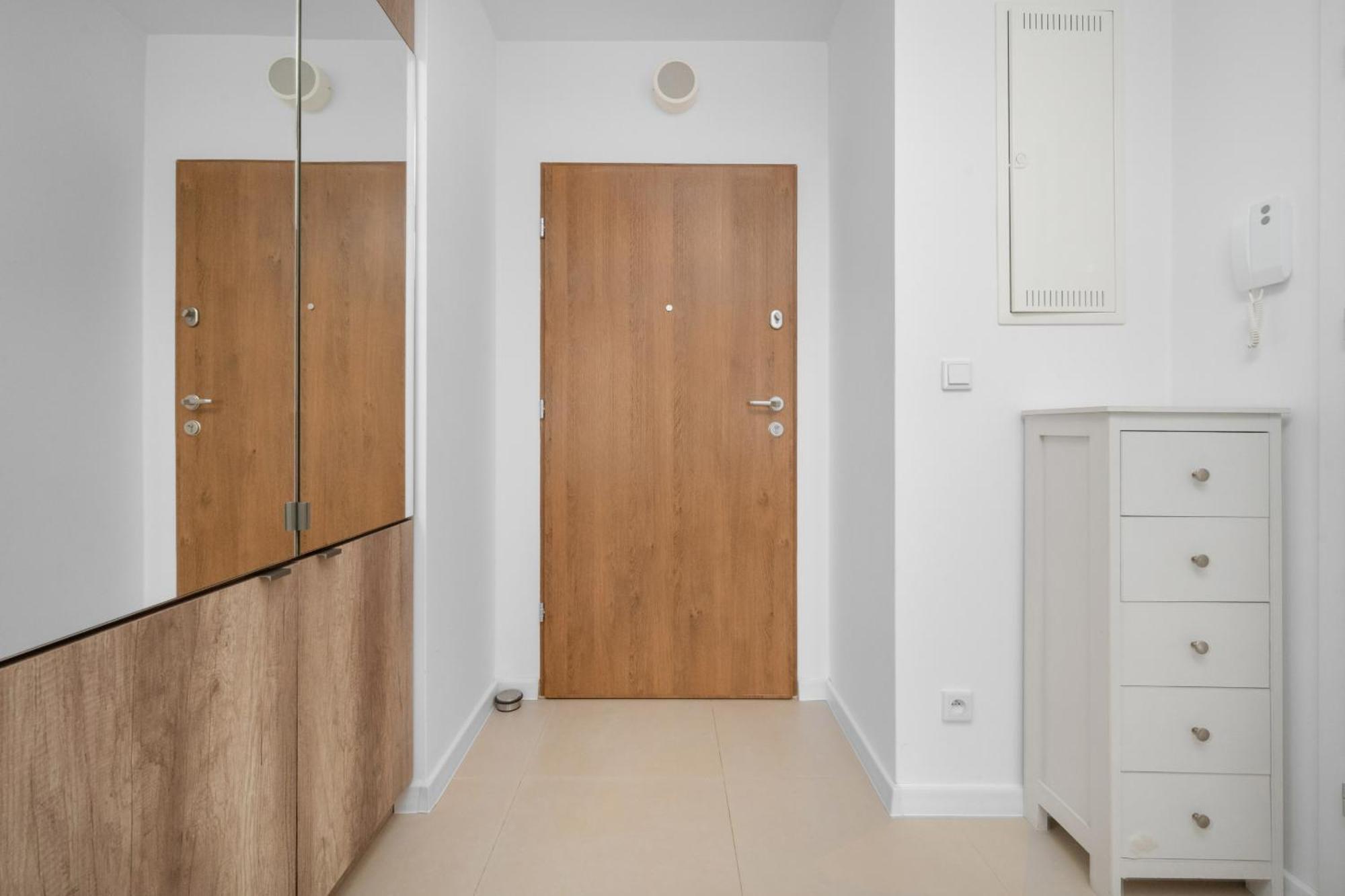 Klasyczny Apartament Z Balkonem We Wroclawiu By Noclegi Renters Dış mekan fotoğraf