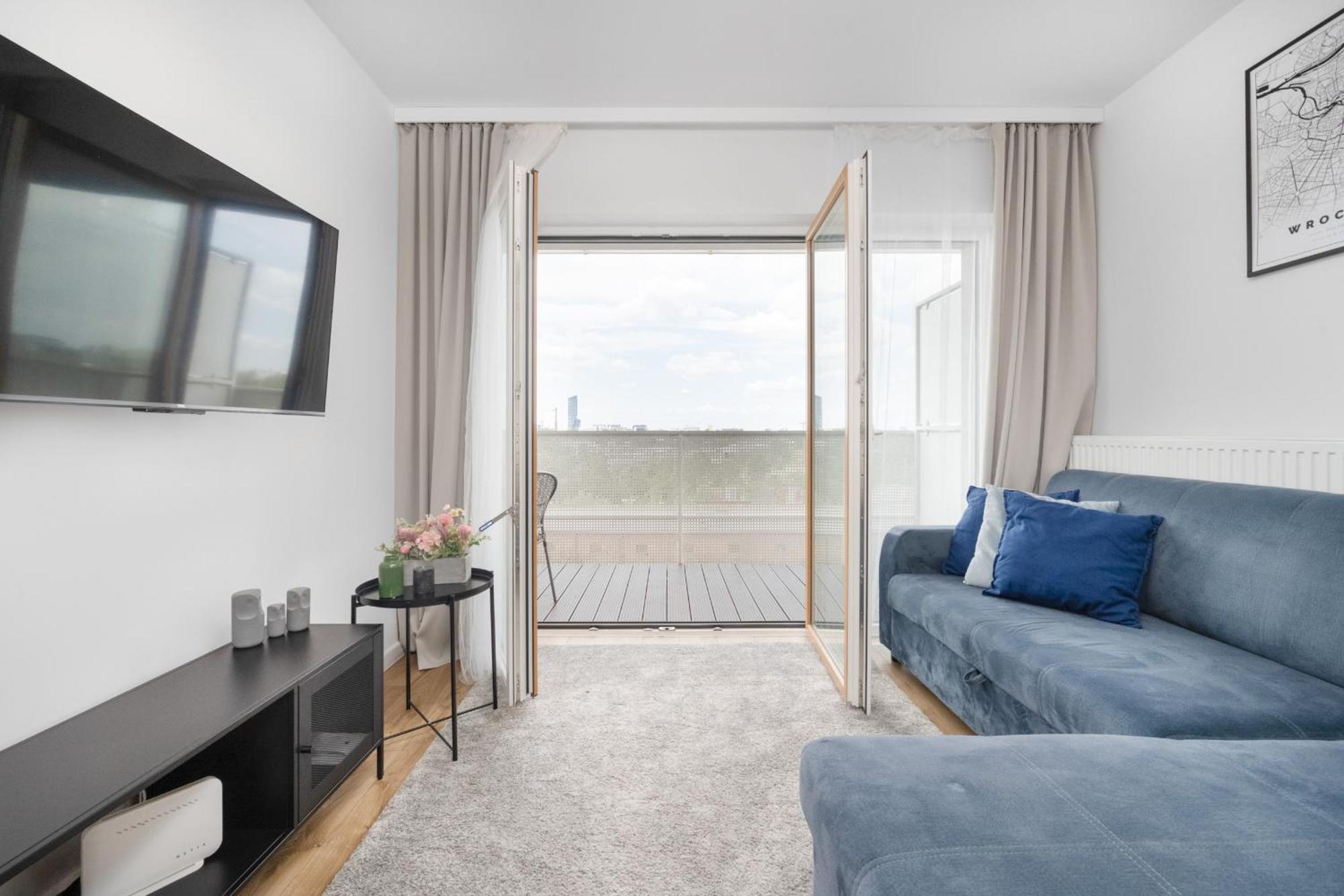 Klasyczny Apartament Z Balkonem We Wroclawiu By Noclegi Renters Dış mekan fotoğraf